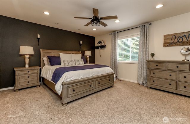 17122 45th Street E, Bonney Lake, WA 98391