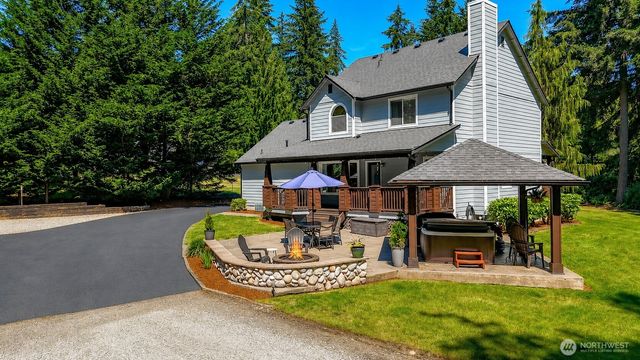 17122 45th Street E, Bonney Lake, WA 98391