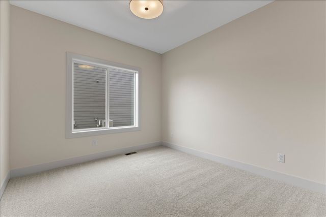 645 NW Rosemont Drive, Waukee, IA 50263