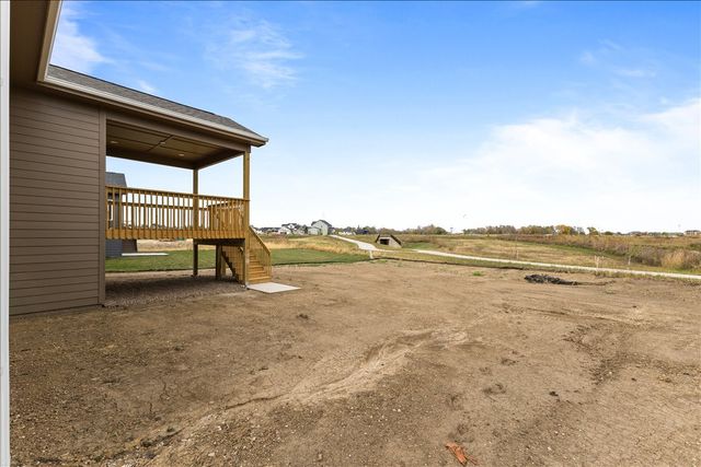 645 NW Rosemont Drive, Waukee, IA 50263