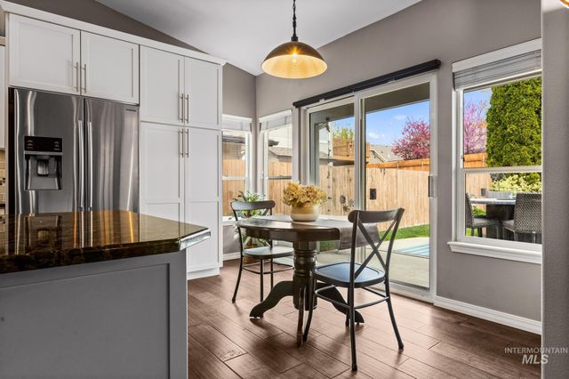 6324 S Peppertree Ave, Boise, ID 83716