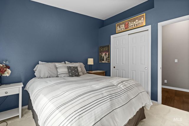 6324 S Peppertree Ave, Boise, ID 83716