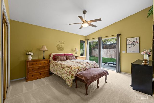 6324 S Peppertree Ave, Boise, ID 83716