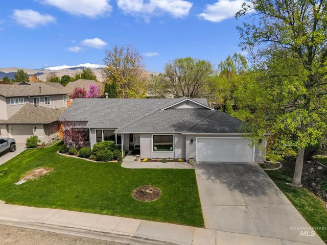 6324 S Peppertree Ave, Boise, ID 83716