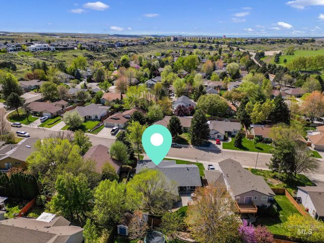 6324 S Peppertree Ave, Boise, ID 83716
