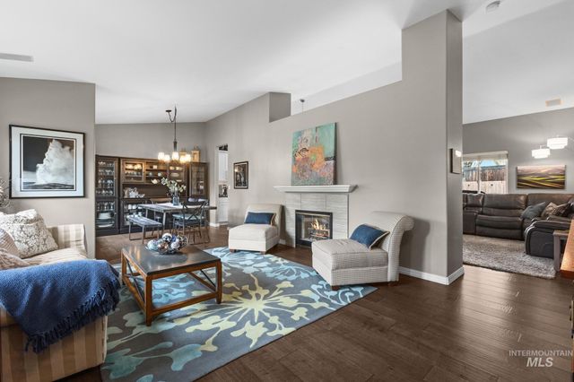 6324 S Peppertree Ave, Boise, ID 83716