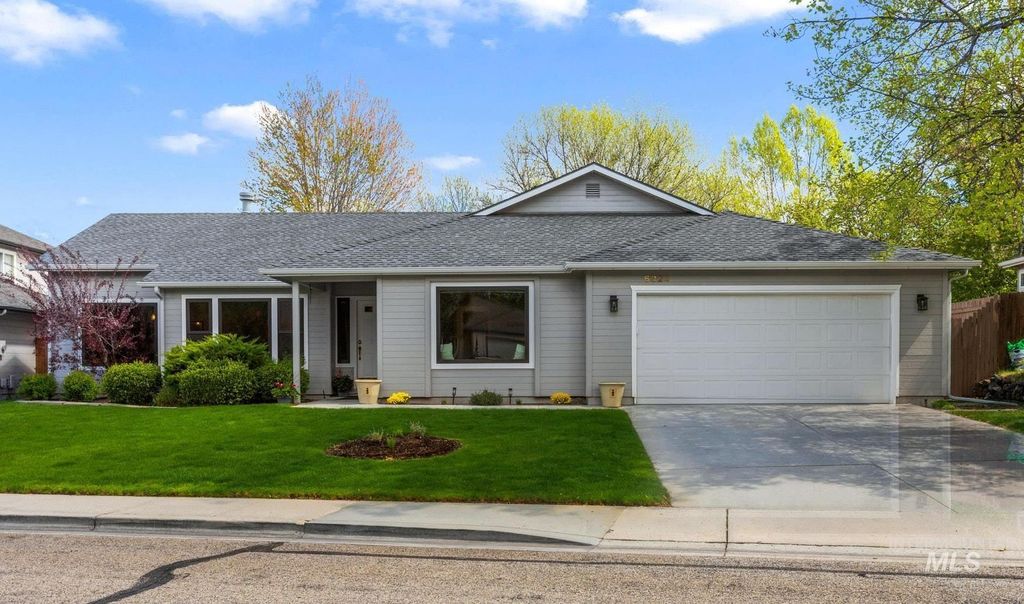 6324 S Peppertree Ave, Boise, ID 83716