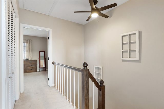 172 Patrick Rd 172, Tewksbury, MA 01876