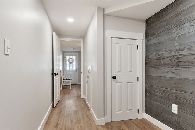 172 Patrick Rd 172, Tewksbury, MA 01876