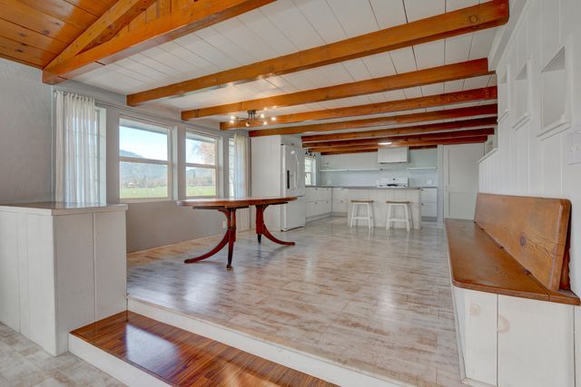 7441 Maple Lane, Central Point, OR 97502