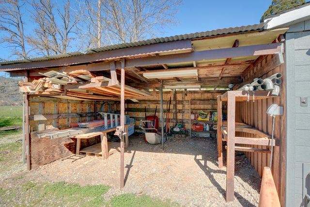 7441 Maple Lane, Central Point, OR 97502