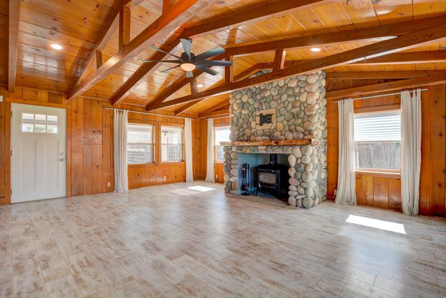 7441 Maple Lane, Central Point, OR 97502