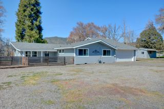 7441 Maple Lane, Central Point, OR 97502