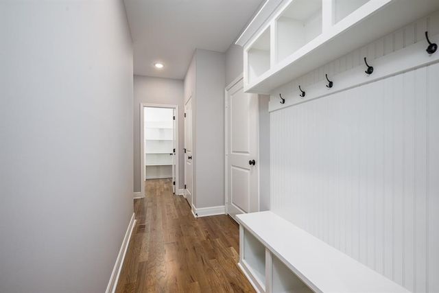 1667 N 156th Street, Basehor, KS 66007