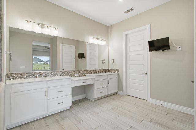 10908 Goodland Drive, Denton, TX 76207
