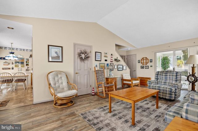 6135 MARTIN LN, Chincoteague Island, VA 23336