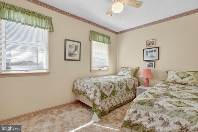 6135 MARTIN LN, Chincoteague Island, VA 23336