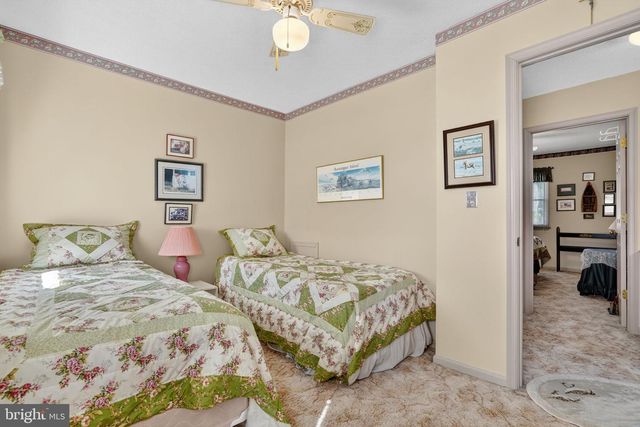 6135 MARTIN LN, Chincoteague Island, VA 23336