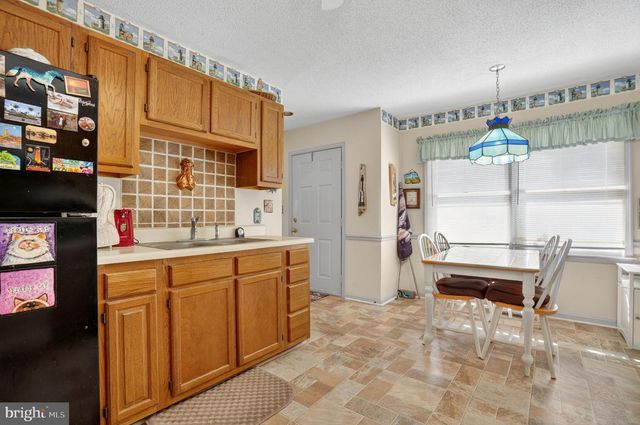 6135 MARTIN LN, Chincoteague Island, VA 23336