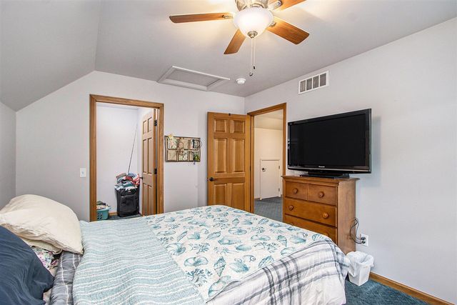 4075 Kimble Lake Drive, Vicksburg, MI 49097