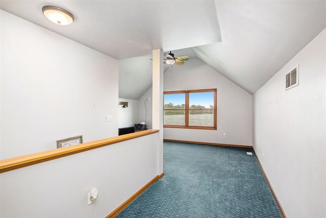 4075 Kimble Lake Drive, Vicksburg, MI 49097