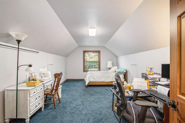 4075 Kimble Lake Drive, Vicksburg, MI 49097