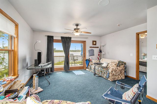 4075 Kimble Lake Drive, Vicksburg, MI 49097