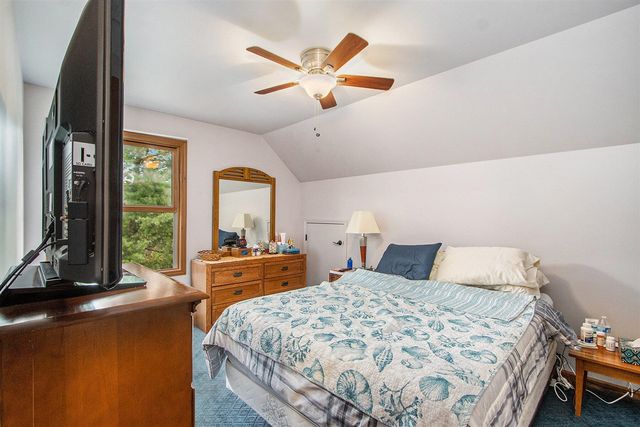 4075 Kimble Lake Drive, Vicksburg, MI 49097