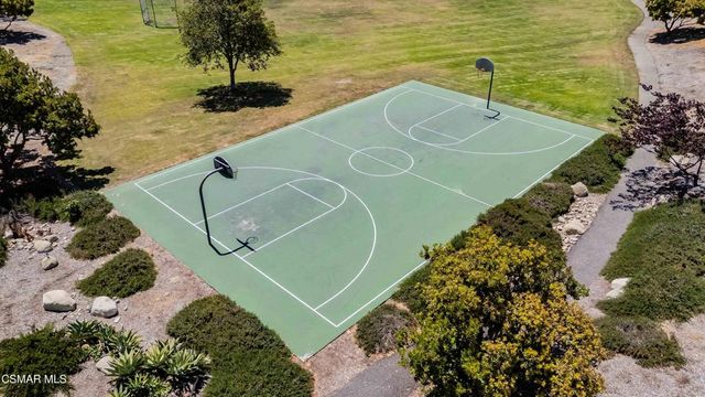 3142 Rikkard Drive, Thousand Oaks, CA 91362