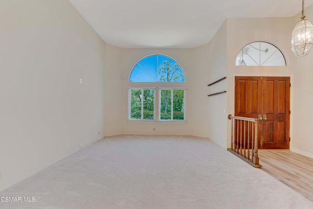 3142 Rikkard Drive, Thousand Oaks, CA 91362