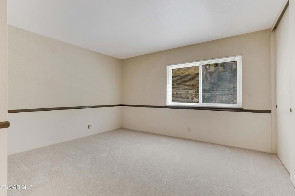 Image 15 of property listing at 3142 Rikkard Drive, Thousand Oaks, CA 91362