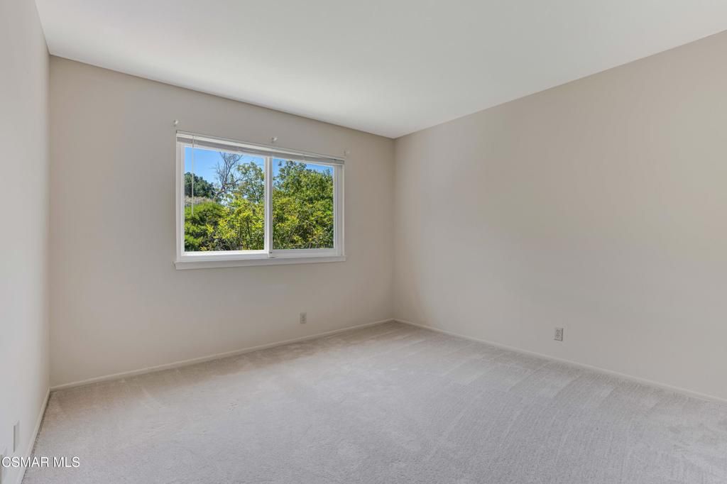 Image 18 of property listing at 3142 Rikkard Drive, Thousand Oaks, CA 91362