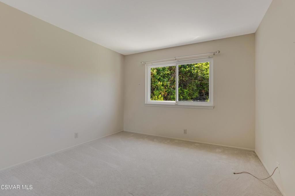 Image 19 of property listing at 3142 Rikkard Drive, Thousand Oaks, CA 91362