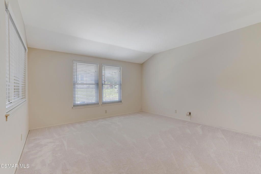 Image 23 of property listing at 3142 Rikkard Drive, Thousand Oaks, CA 91362