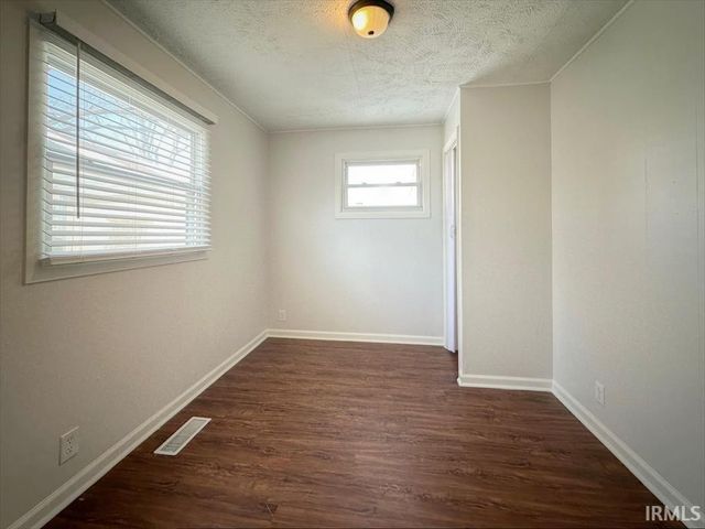 1416 W TATE Street, Kokomo, IN 46901