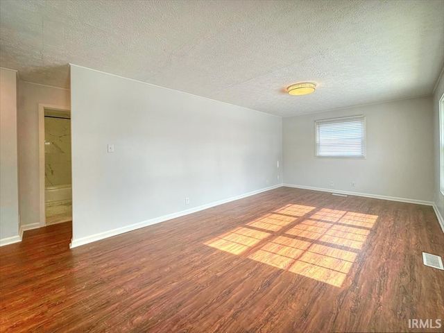 1416 W TATE Street, Kokomo, IN 46901