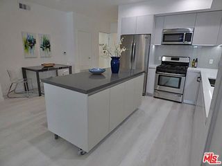 1526 ARMACOST Avenue 102, Los Angeles, CA 90025
