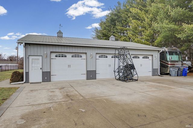 1802 W Monroe Street, Kokomo, IN 46901