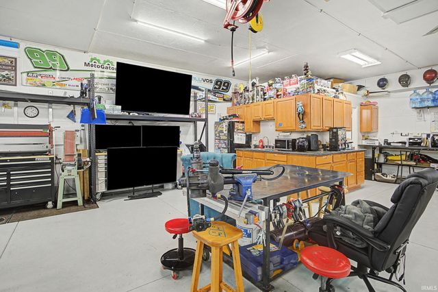 1802 W Monroe Street, Kokomo, IN 46901