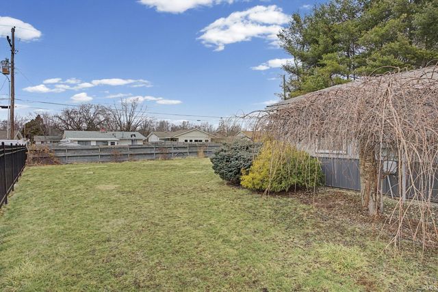 1802 W Monroe Street, Kokomo, IN 46901