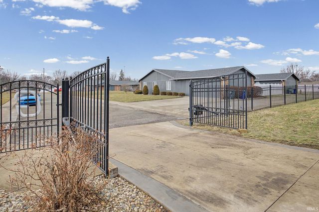 1802 W Monroe Street, Kokomo, IN 46901