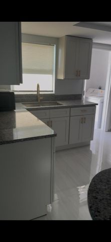 5454 NW 8th, Fort Myers, FL 33907