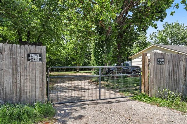 4863 S Pottawatomie Road, Newalla, OK 74857