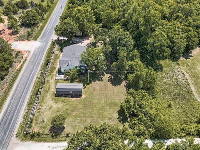4863 S Pottawatomie Road, Newalla, OK 74857