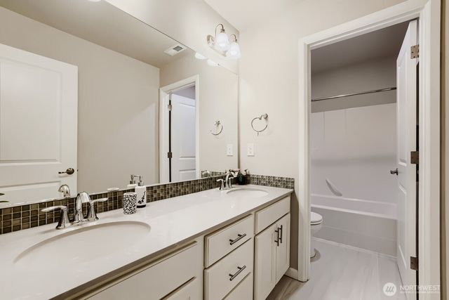4129 187th Place SE, Bothell, WA 98012