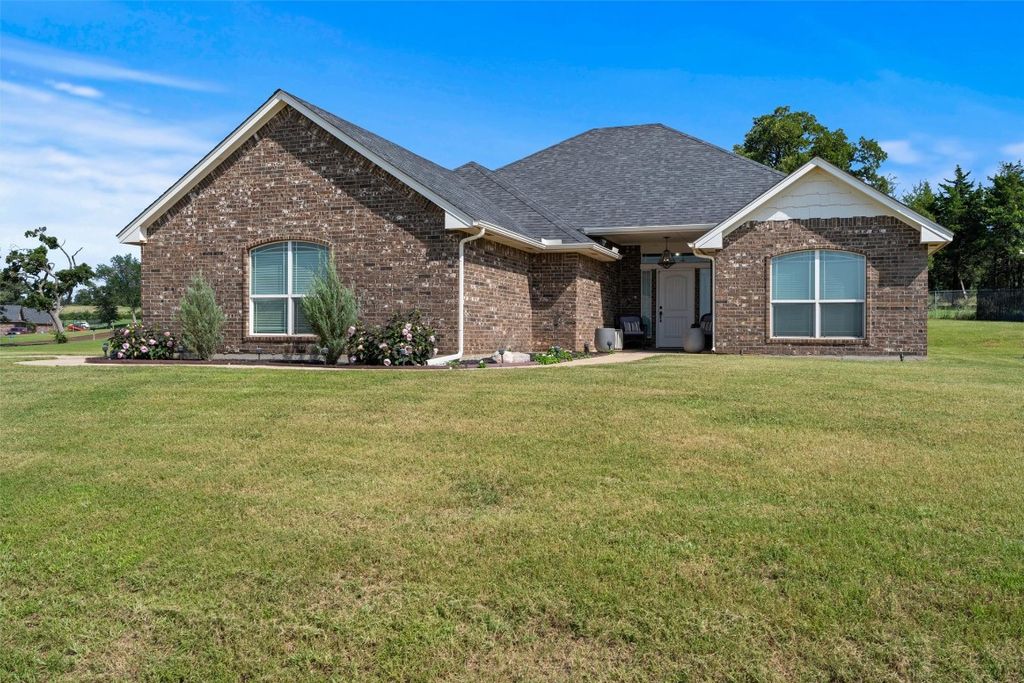 5865 Oak Tree Terrace, Guthrie, OK 73044