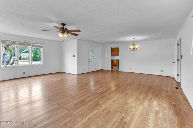 6987 Albert Street, Elizabethtown, NC 28337