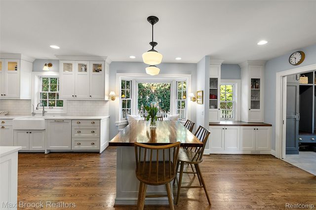 1259 Dorchester Road, Birmingham, MI 48009