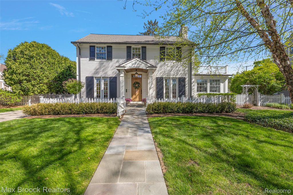 1259 Dorchester Road, Birmingham, MI 48009