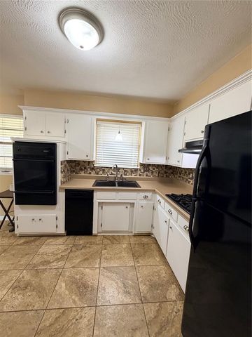 808 Moraine Avenue, Oklahoma City, OK 73130